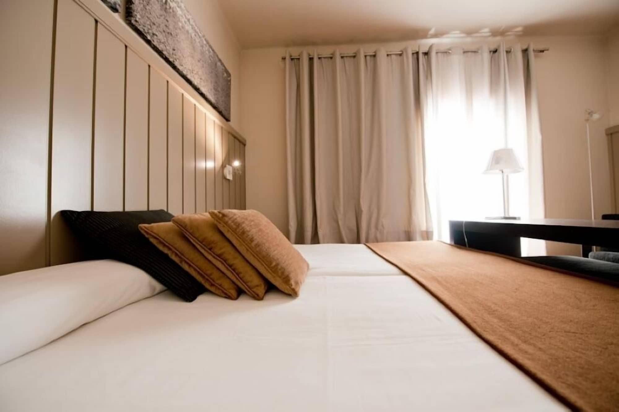Hotel Restaurant Pessets & Spa Σορτ Εξωτερικό φωτογραφία