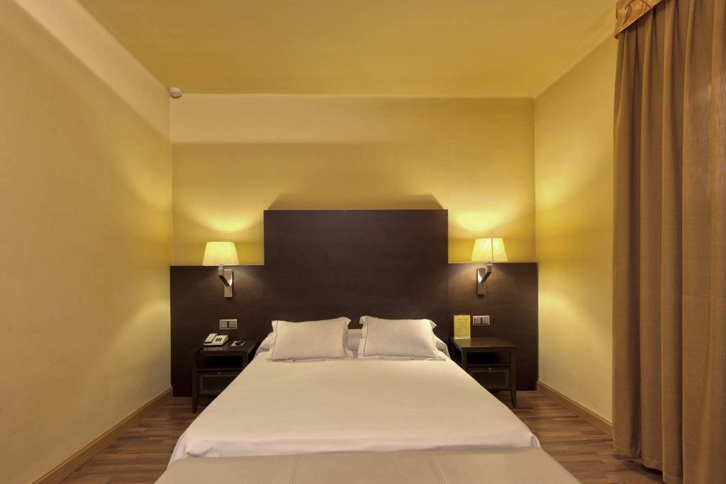 Hotel Restaurant Pessets & Spa Σορτ Εξωτερικό φωτογραφία